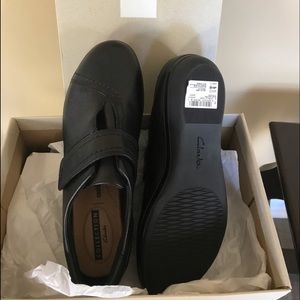 Black leather  shoe